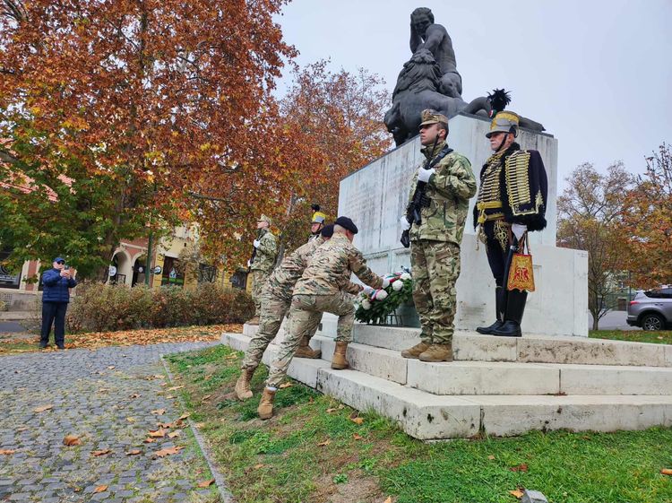 Temetőgondozás és megemlékezés a Hősök napján