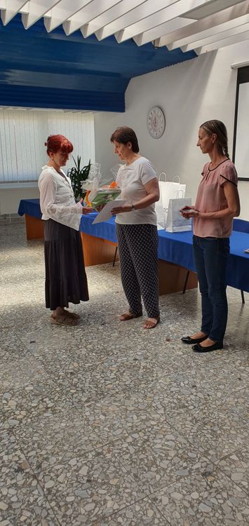 Hála és elismerés három évtized szolgálatáért