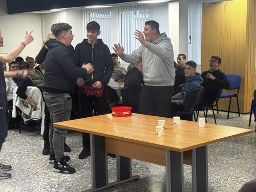 Vidám hangulat az évfolyamesten 